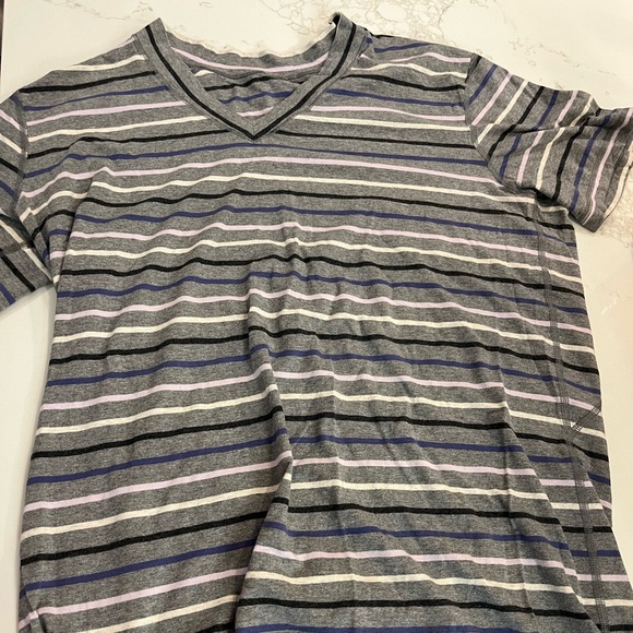 Lululemon t shirt(runs small fits like a medium) athletic fit - Picture 1 of 2